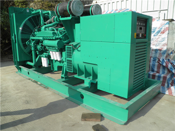 旬邑发电车出租-柴油发电机组在使用的过程中应该做好哪些防护工作