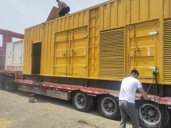 旬邑除了负载情况和发动机维护，还有哪些因素会影响 200kw 柴油发电机的油耗？